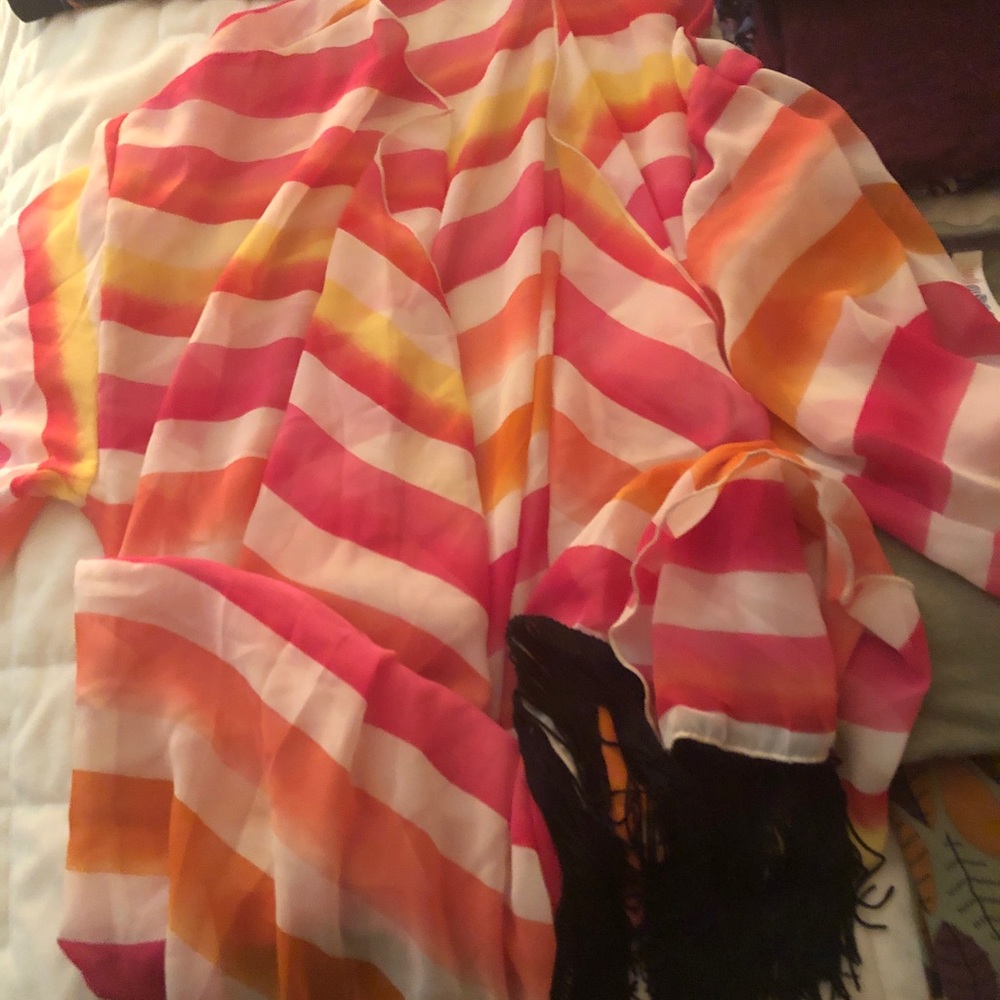 Lula kimono with fringe. Has yellow skirt too